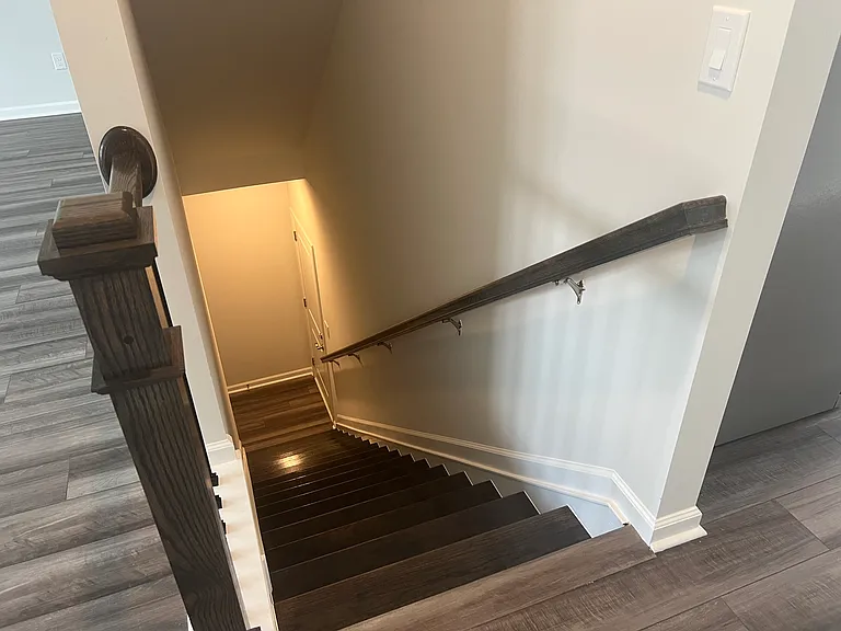 1474 Hasse Ave — Photo 8