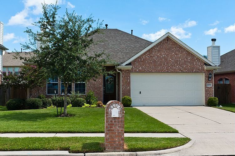 1st image of 4839 Chase Wick Dr