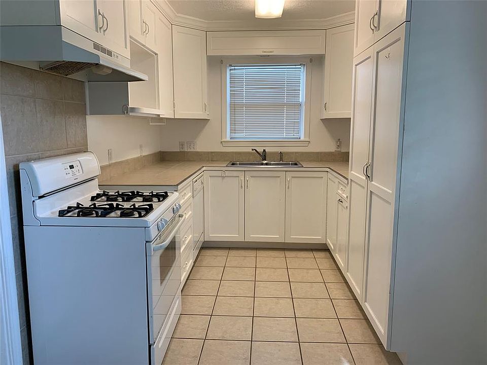 1st image of 8418 Churchville Dr