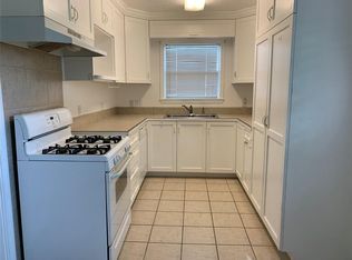 8418 Churchville Dr, Houston, TX 77080