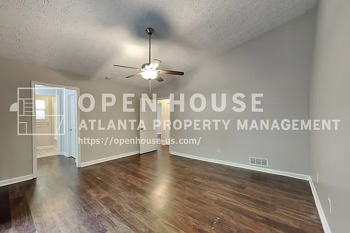 2242 Josephine Ct — Photo 9