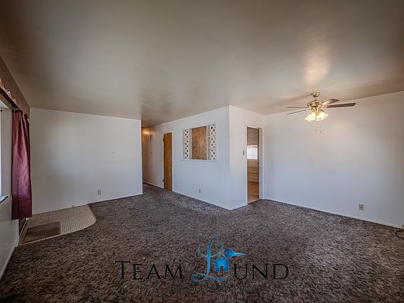 3rd image of 1054 Country Club Rd