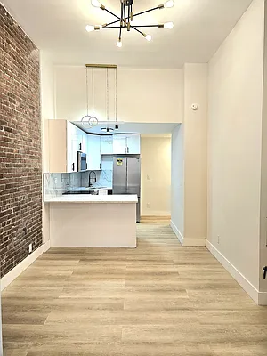 Rented by Kasin Management | media 9