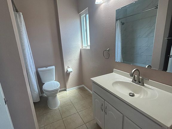 5th image of 4552 Anne Sladon St