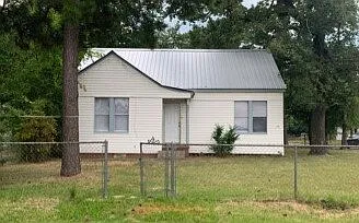 821 Kiln Ave — Photo 1