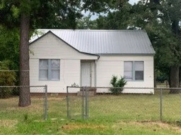 821 Kiln Ave, Lufkin, TX 75904