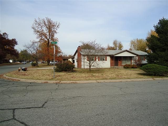2nd image of 1201 E 24th St