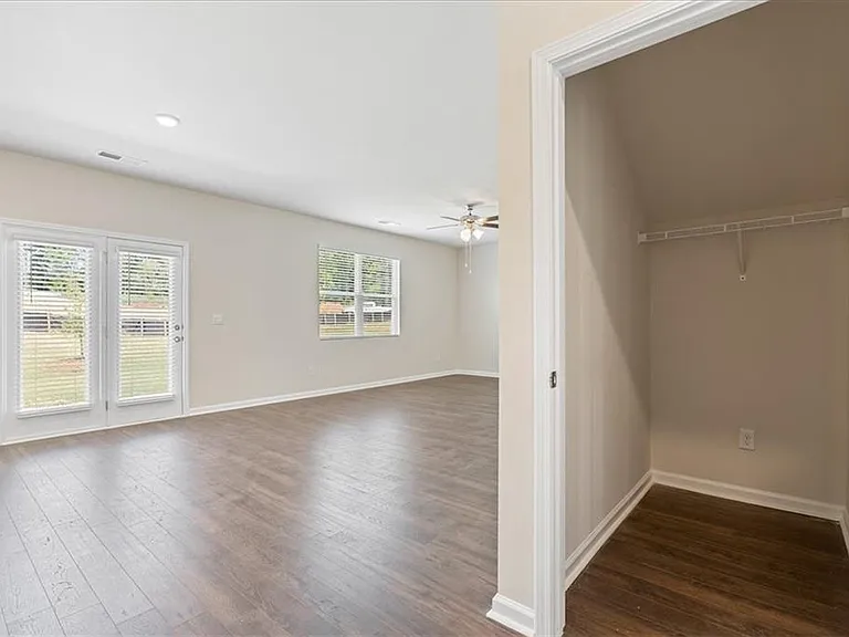 1508 Brangus Dr — Photo 8