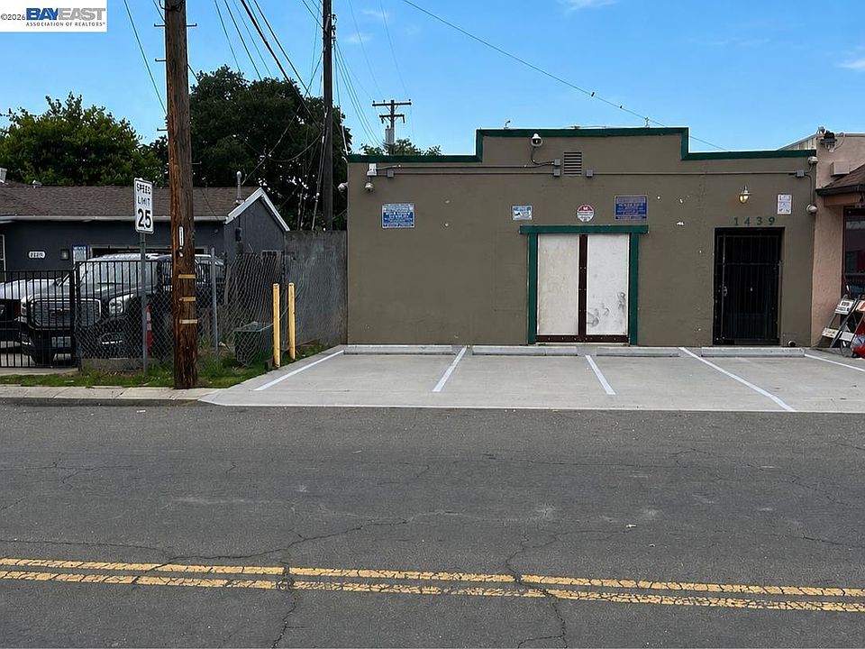 1st image of 1439 Arcade Blvd