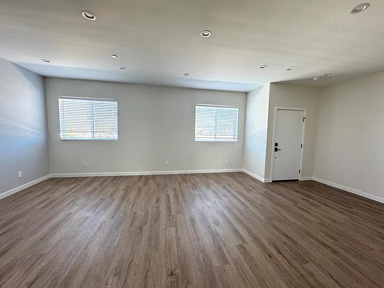 5637 Homeside Ave #1/2 — Photo 1