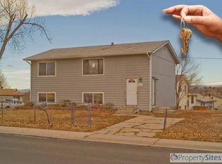 7621 Fernando Rd, Denver, CO 80221