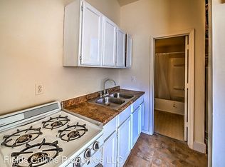 1093 & 1095 Vernon Odom Blvd, Akron, OH 44307