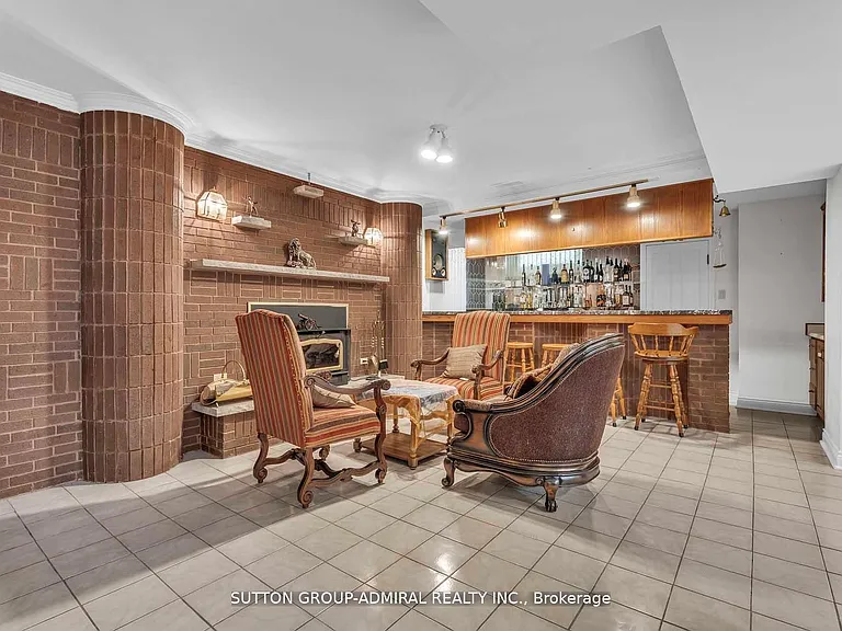 116 Goulding Ave — Photo 41