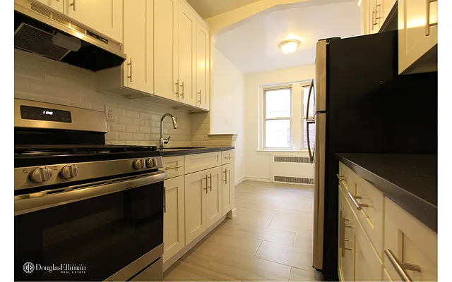 Rented by Douglas Elliman | media 3