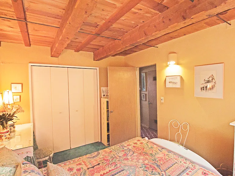 690 Balsam Ln — Photo 11