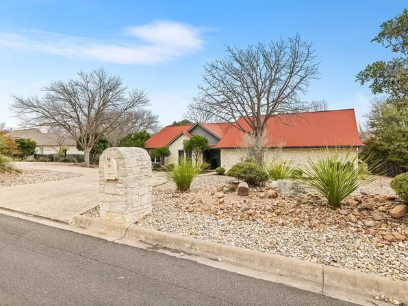 506 Winged Foot Ln, Kerrville, TX 78028