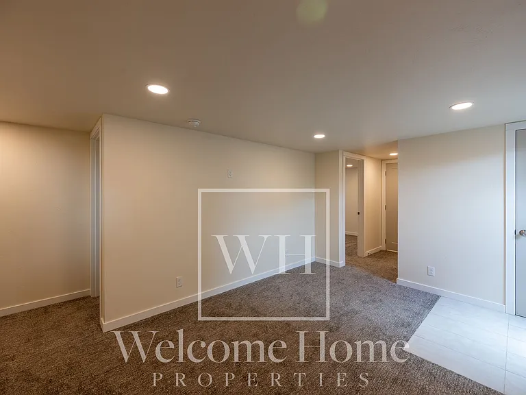 521 Ankeny St — Photo 28
