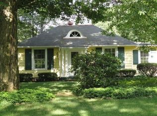 413 E Washington Blvd, Grove City, PA