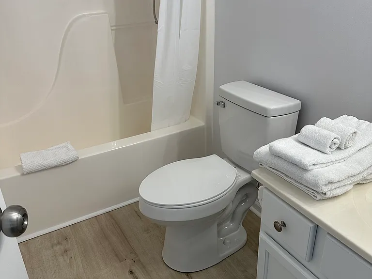 500 Wellington Gardens Dr — Photo 35
