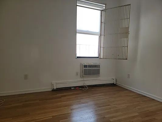 Rented by Douglas Elliman | media 20