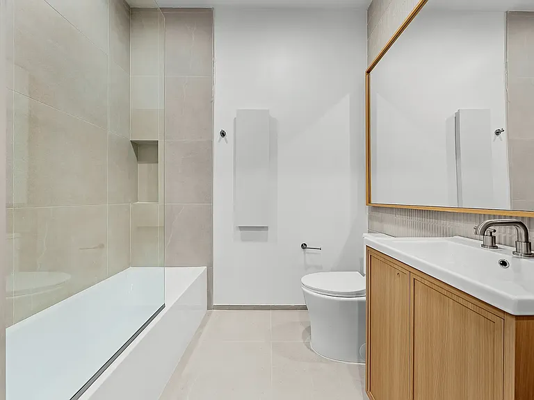 250 W 49th St #12701 — Photo 19