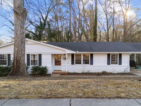 1303 Claymore Dr, Garner, NC 27529