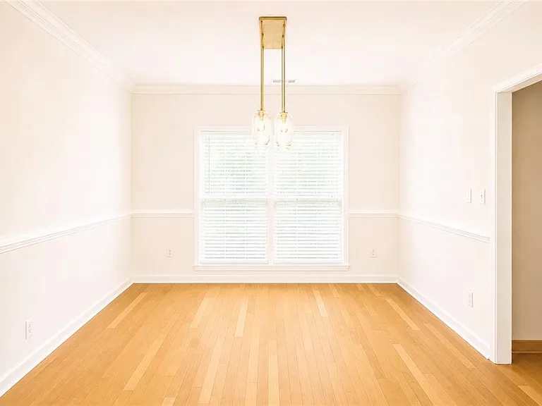 7430 Bronson Way — Photo 9