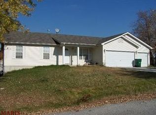 10 N Kern Dr, O Fallon, MO 63366