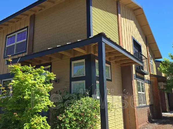 738 W Antler Ave APT 4, Redmond, OR 97756