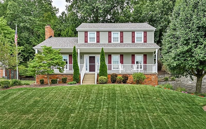 1st image of 10066 Oakridge Dr