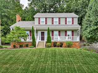 10066 Oakridge Dr, Wexford, PA 15090