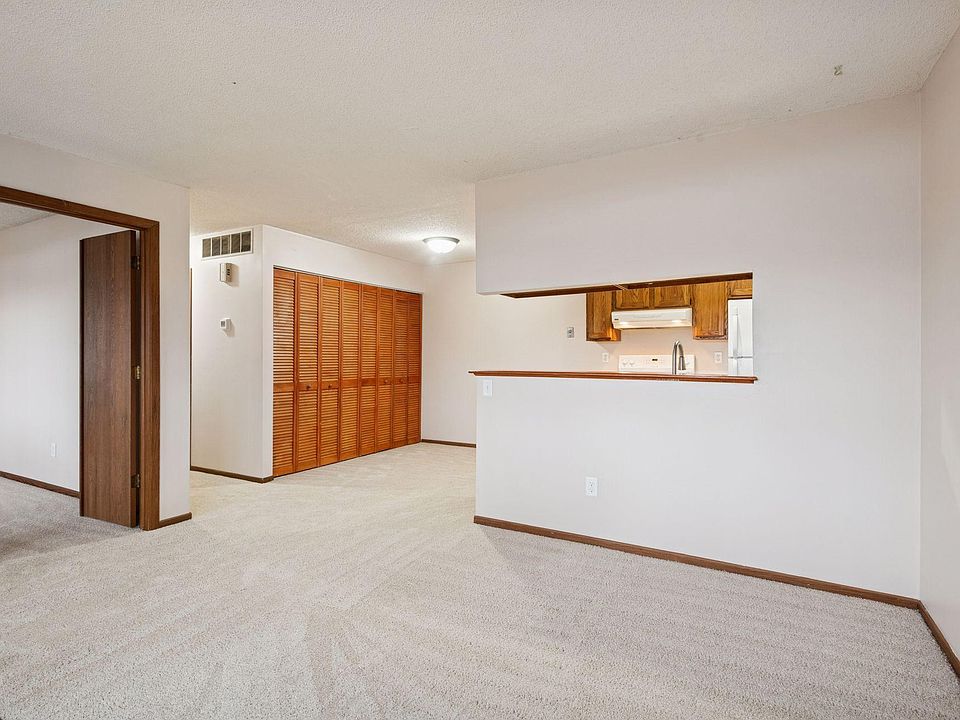 1st image of 2706 Brookdale Ln