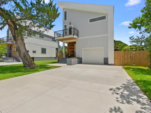 102 Menendez Rd, Saint Augustine, FL 32080
