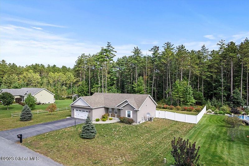 2nd image of 11 Elk Ridge Drive