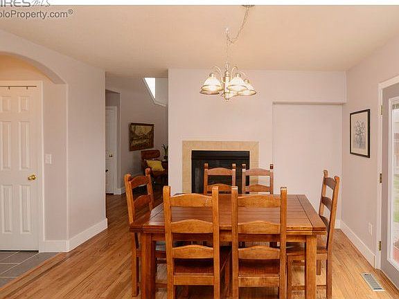 5th image of 92 Grays Ln