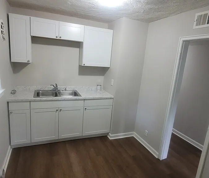 3622 Cornell Blvd — Photo 3