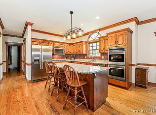 1485 Spero Ct, Wheaton, IL