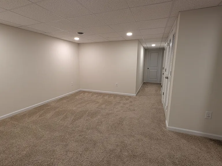 109 Holstein Dr — Photo 8