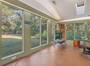 2331 Tour Eiffel Dr, Tallahassee, FL 32308