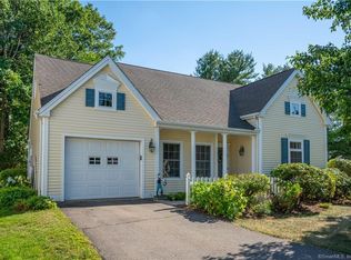 7 Azalea Ct UNIT 7, Farmington, CT 06032