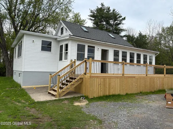 4632 State Highway 30, Amsterdam, NY 12010