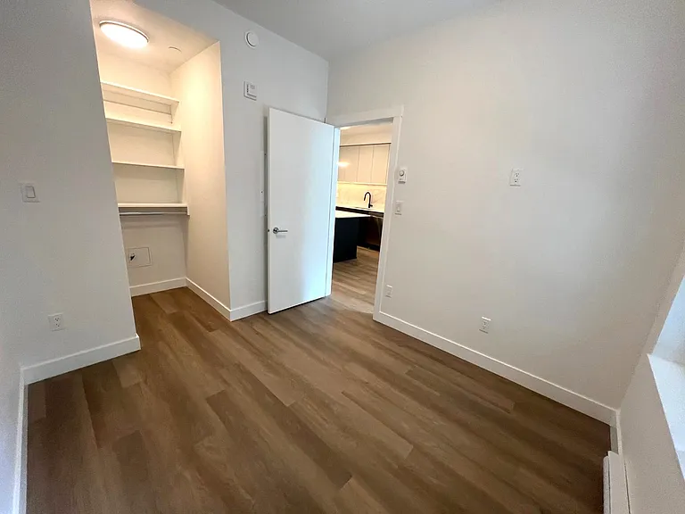 7738 119a St #205 — Photo 10