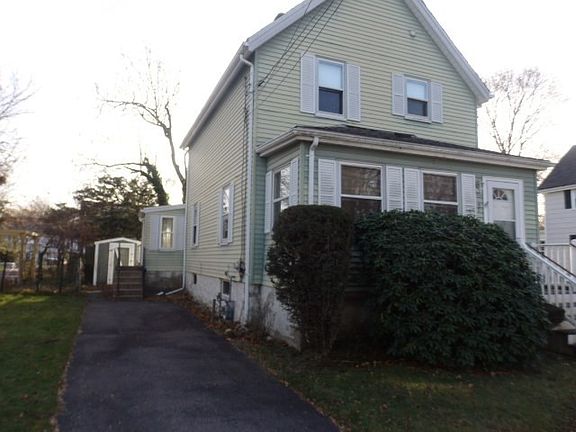 3rd image of 47 Rock St