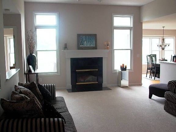Living room-(similar condo