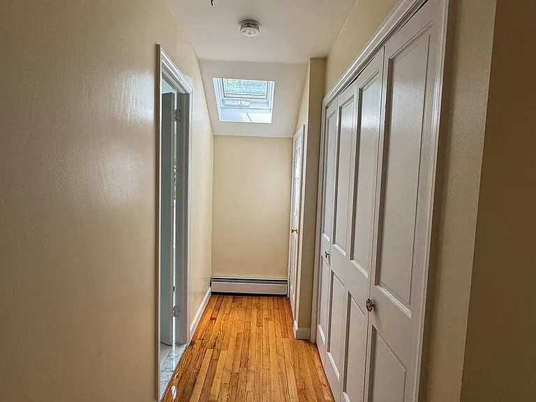 227 Beverly Rd — Photo 39