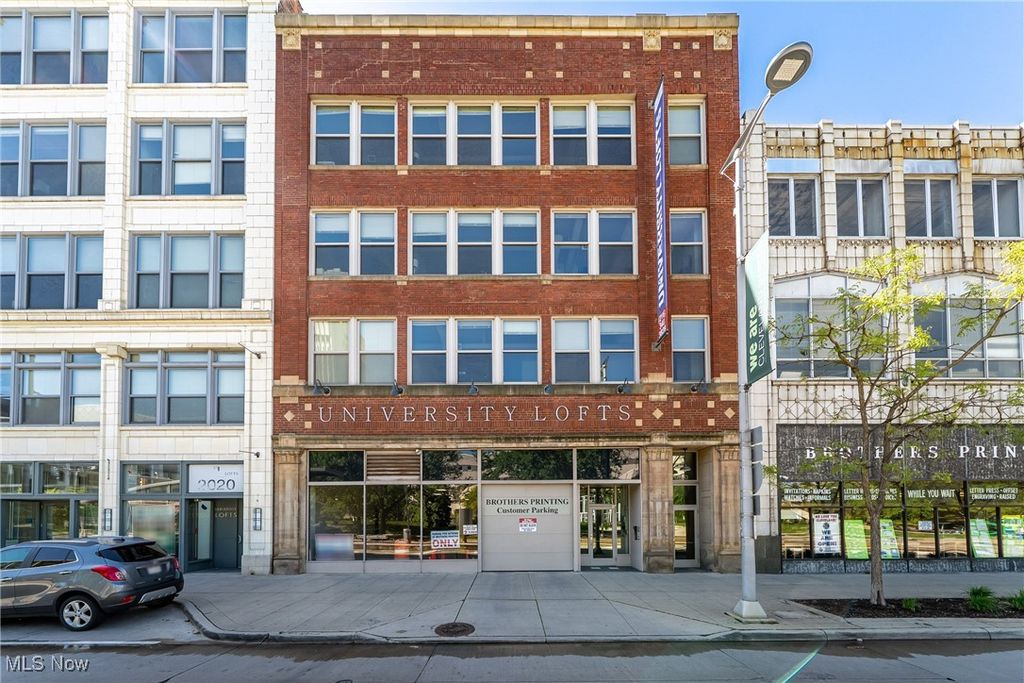Real estate listing image