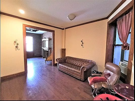 4th image of 238 W 112th St #E2