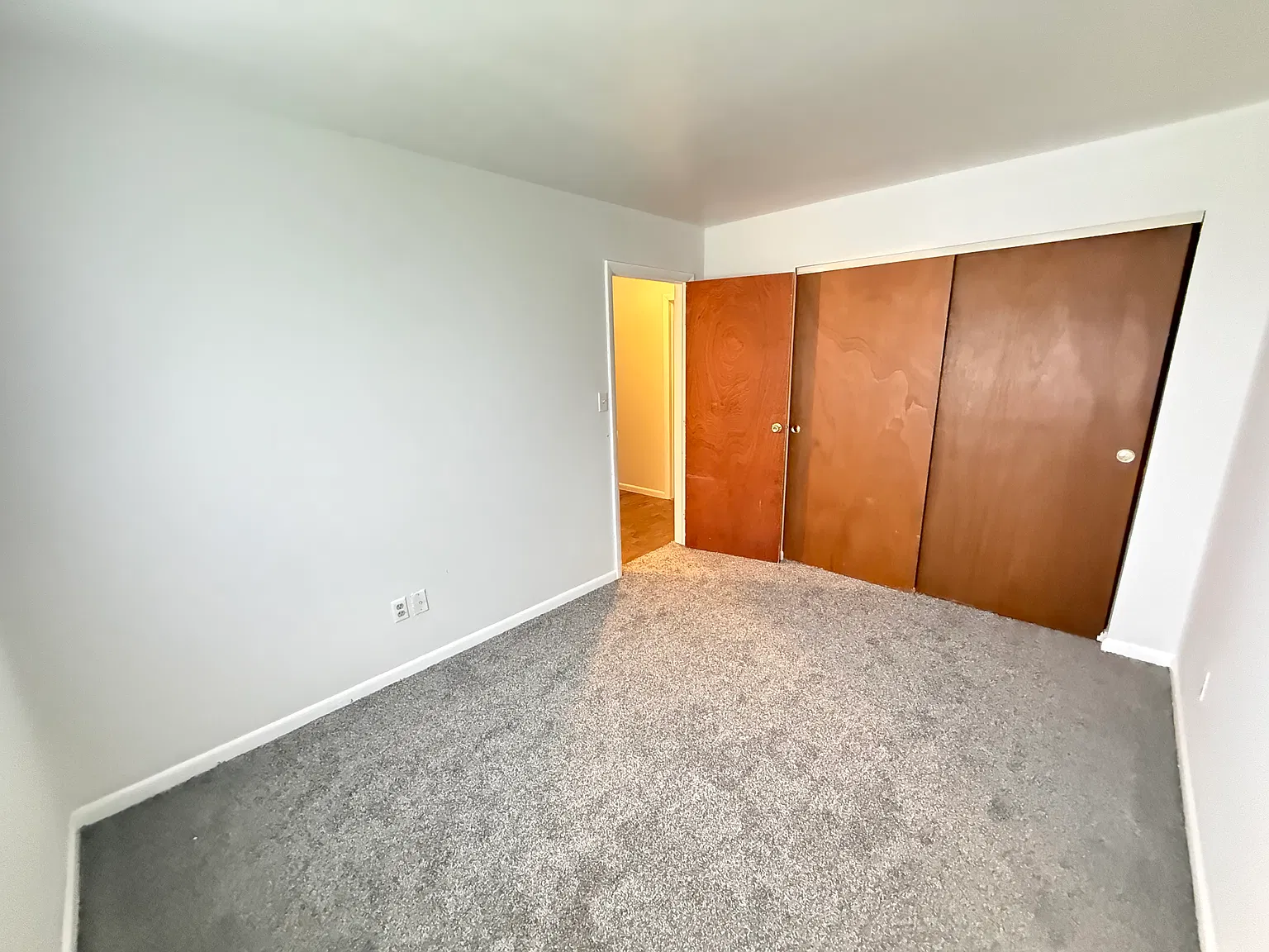 2 bed, $995 — Photo 4