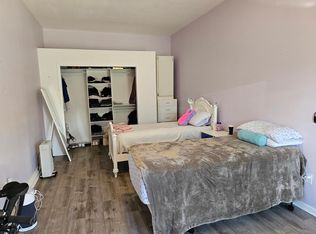 2216 Eucalyptus Ave #B, Escondido, CA 92029