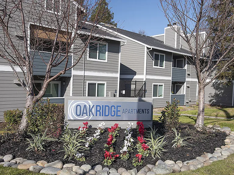 Oak Ridge Apartments — Photo 10